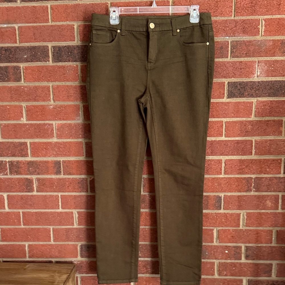 Chico’s So Slimming Girlfriend Ankle Deep Olive Green Pants